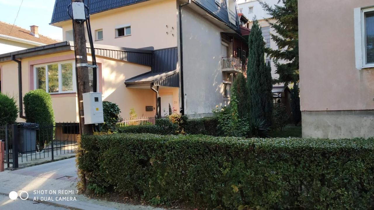 Studio House - Getaway บิโตลา ภายนอก รูปภาพ
