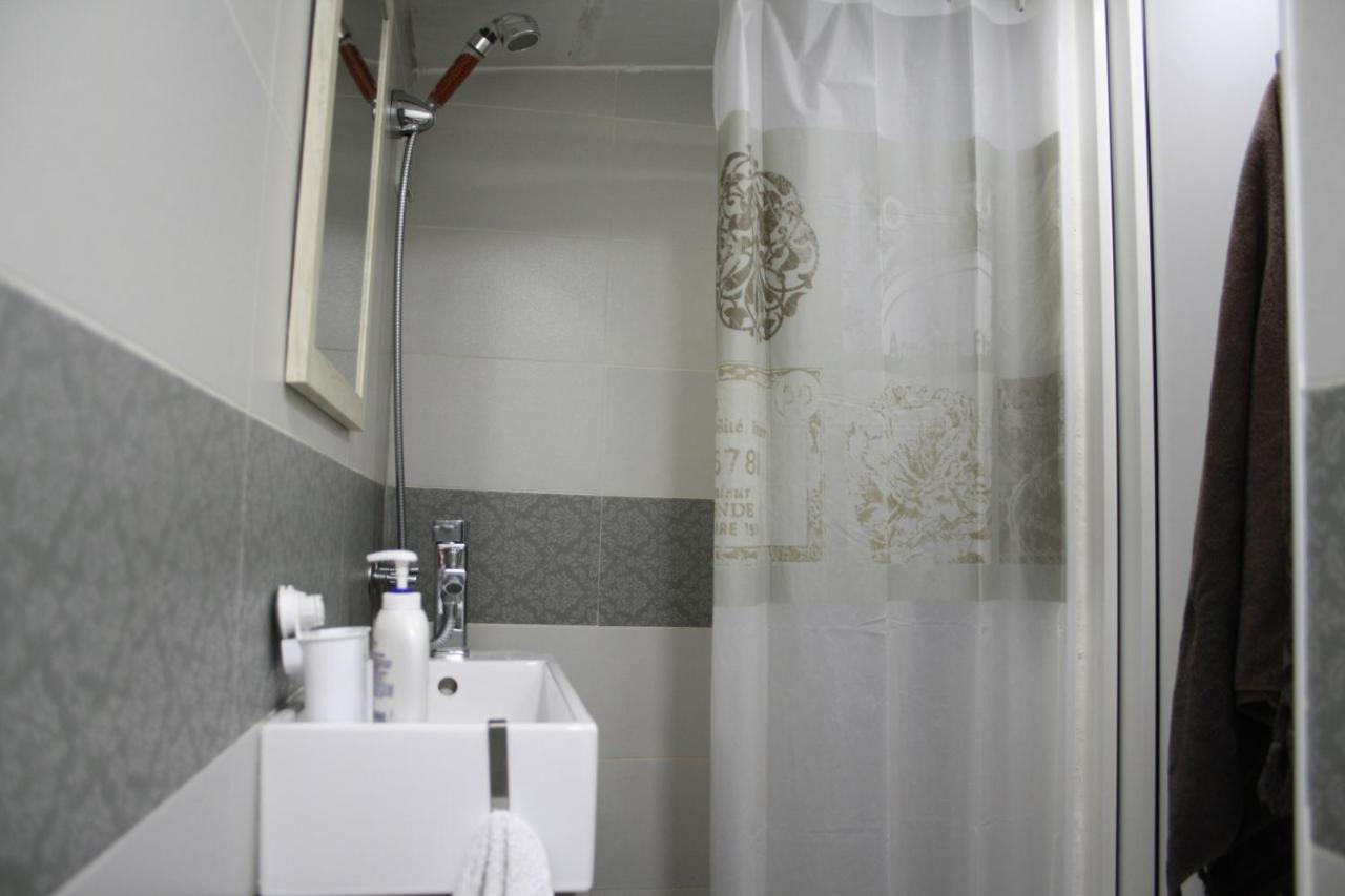 Studio House - Getaway บิโตลา ภายนอก รูปภาพ